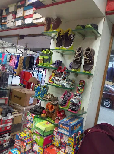 Sky Walk Shoe Shop